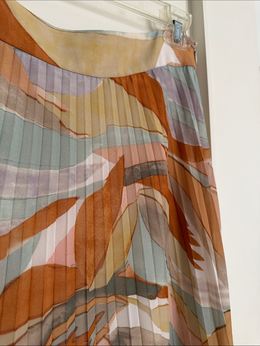 Sezane Dino Dune Watercolor Pleated A-Line Skirt size 36 US 4 like new